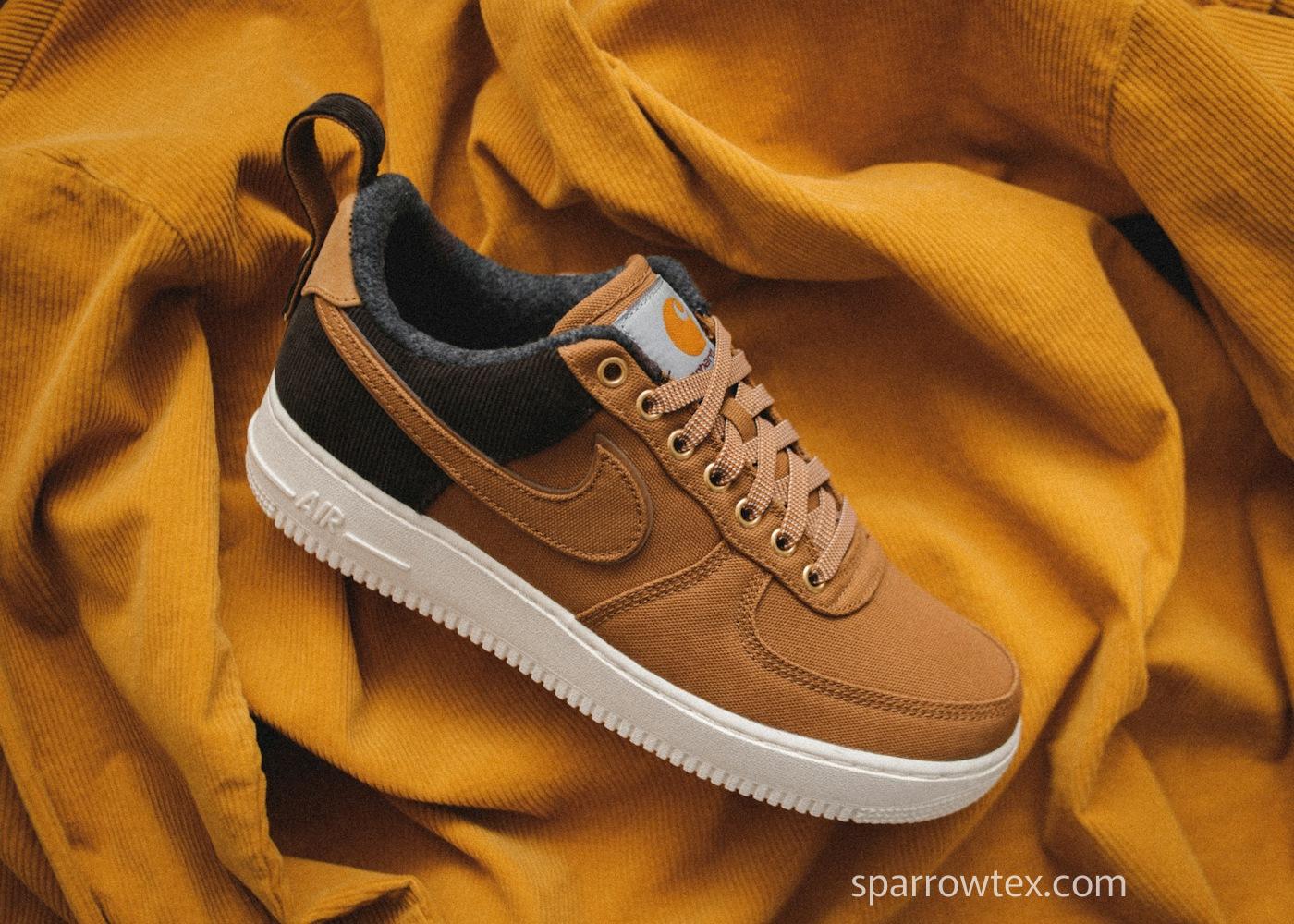 Canvas Low-Top Sneaker image 2